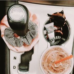 Meet your Posher, Amie